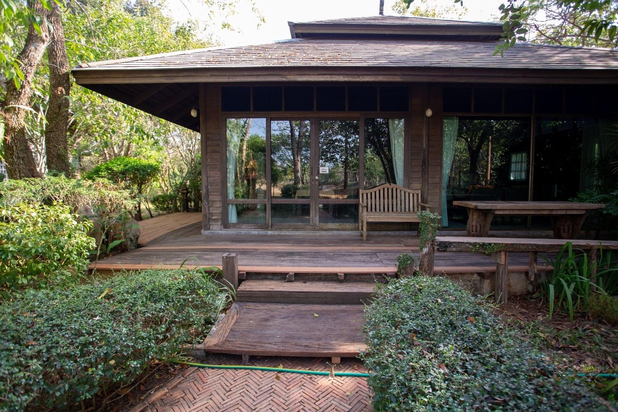 Baan Suan Ramita Resort Chanthaburi Exterior photo